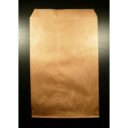 21 x 29 cm. 10 Bolsas de papel kraft. Mil usos.
