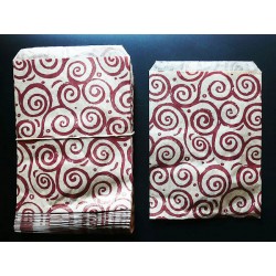 16 x 21 cm. 15 Bolsas de papel kraft estampadas espirales rojas. Mil usos.